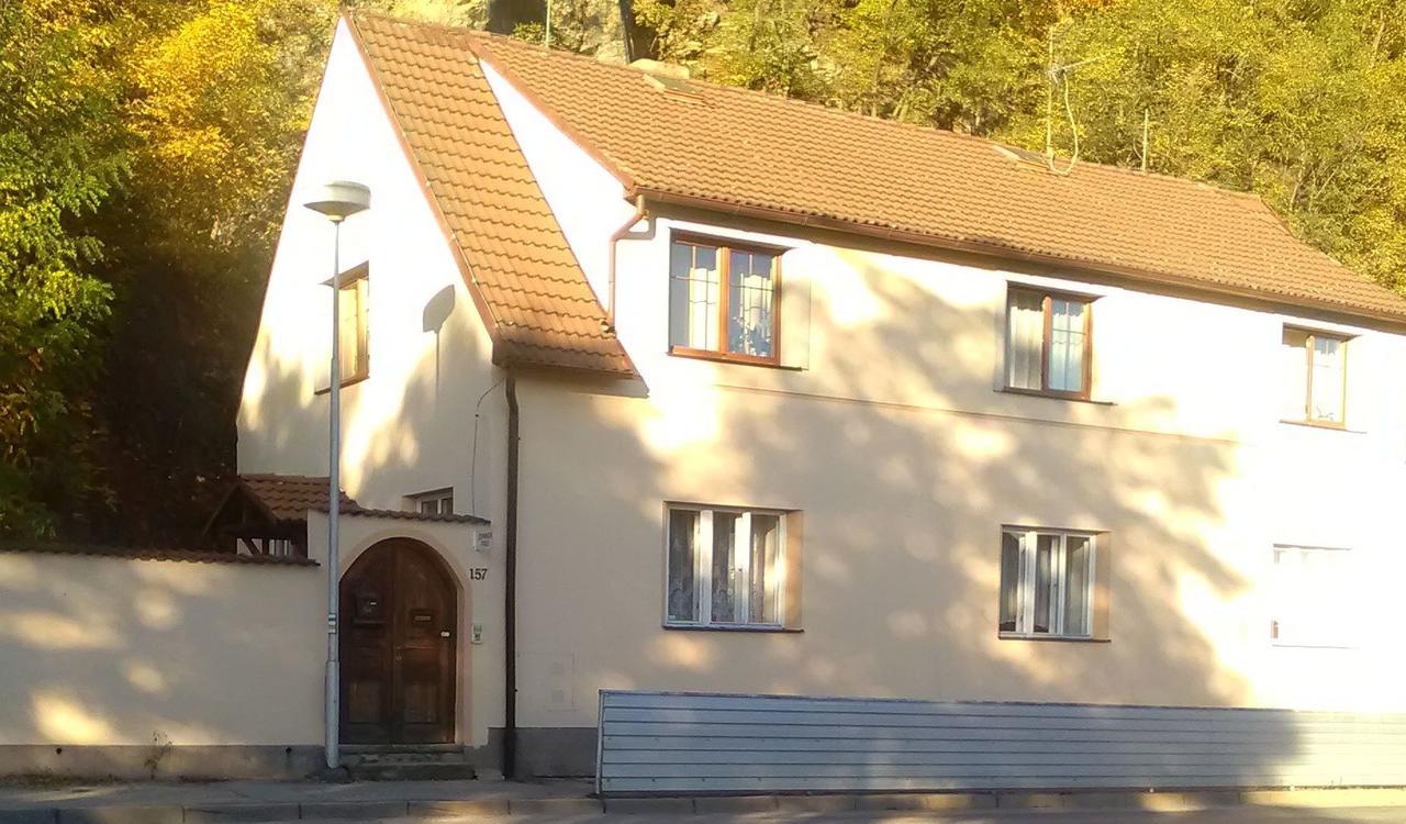 Penzion Marjanka Hluboka nad Vltavou Exterior photo